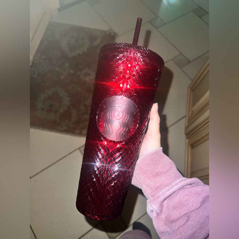Red Holiday Starbucks cup 2022